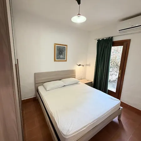 Bilocali Ibiscus - 700mt Dalla